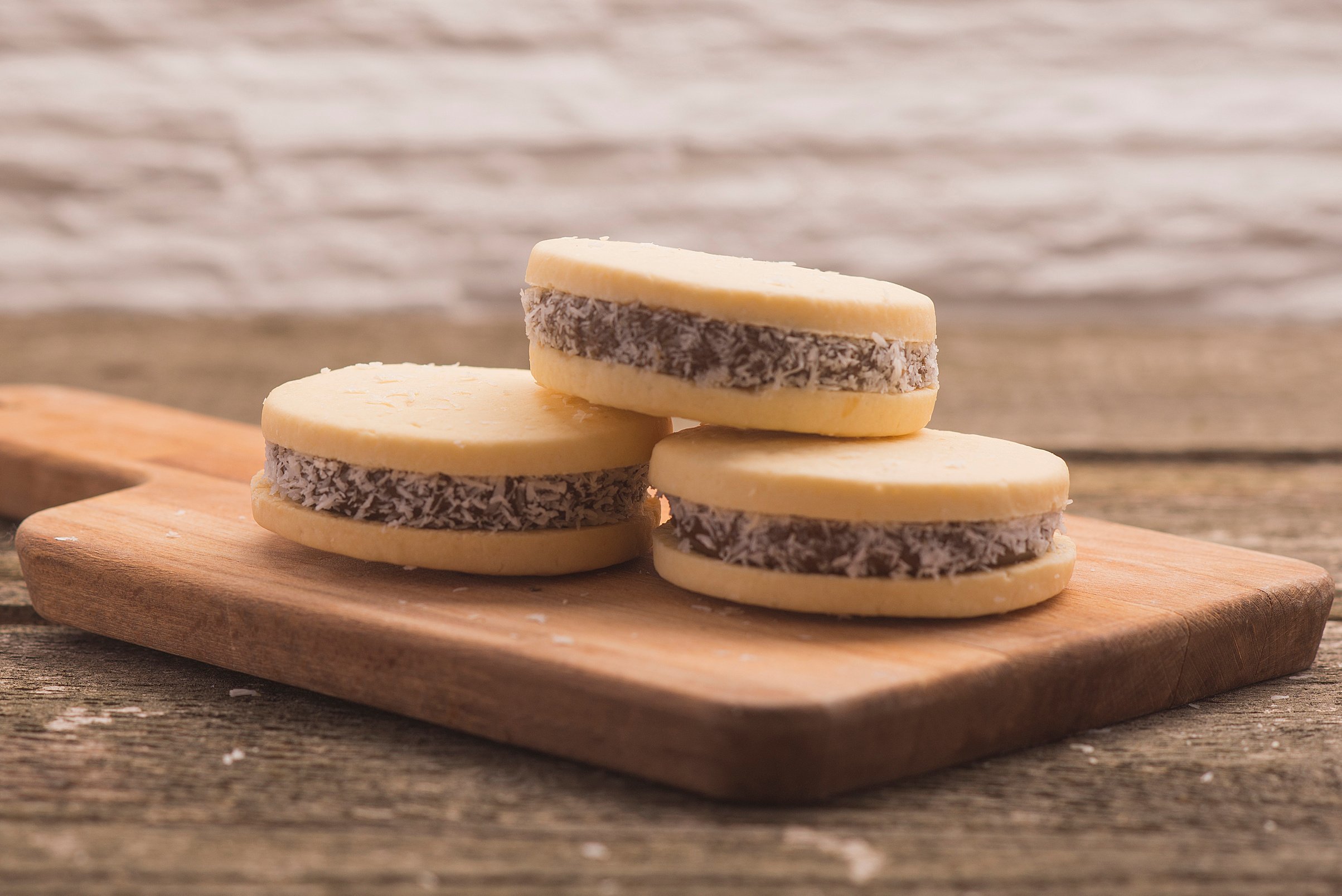 alfajores traditional peruvian cookies filled caramel